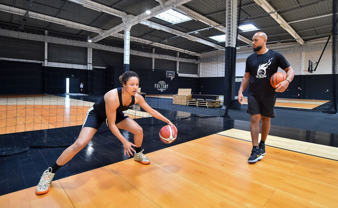 Séance de dribble avec Tima Pouye